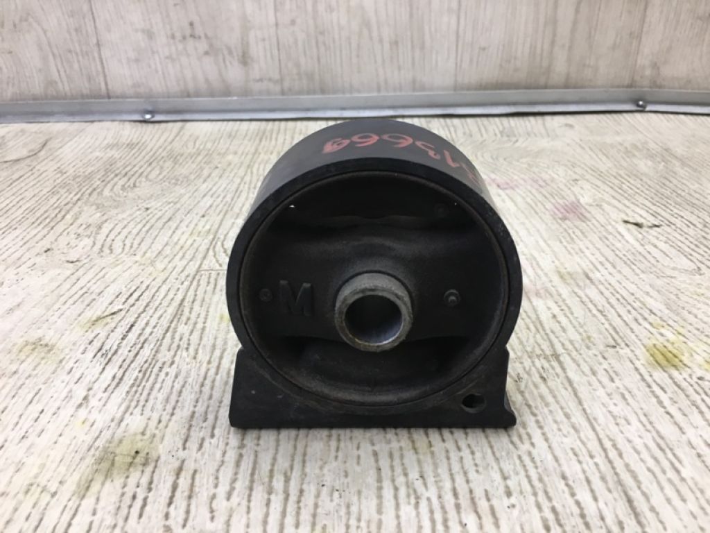 MN101386 | Подушка двигуна MITSUBISHI OUTLANDER XL 05-13