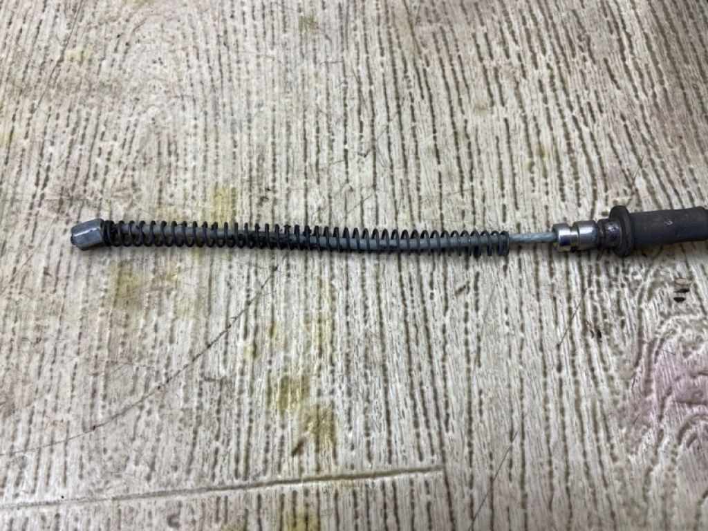 4820A026 | Трос стояночного тормоза прав. MITSUBISHI OUTLANDER XL 05-13 - Фото 3