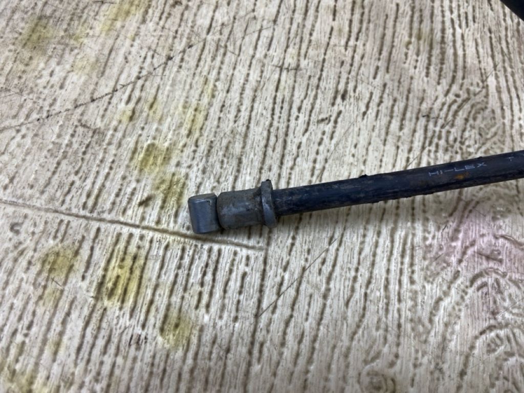 4820A026 | Трос стояночного тормоза прав. MITSUBISHI OUTLANDER XL 05-13 - Фото 4