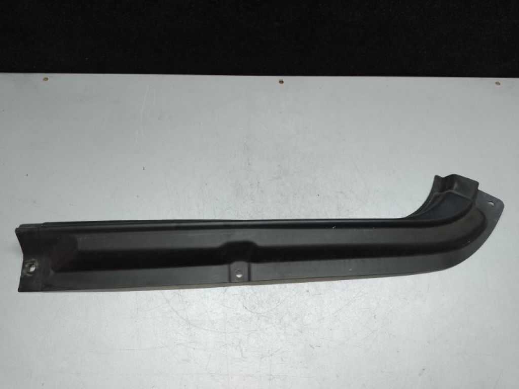 A 164 693 12 33 9051 | Накладка проема багажника прав. MERCEDES GL-CLASS X164 06-12