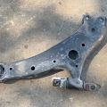 48068-0T011 | Рычаг передней подвески нижний прав. LEXUS RX350/450 09-15 - Превью 3