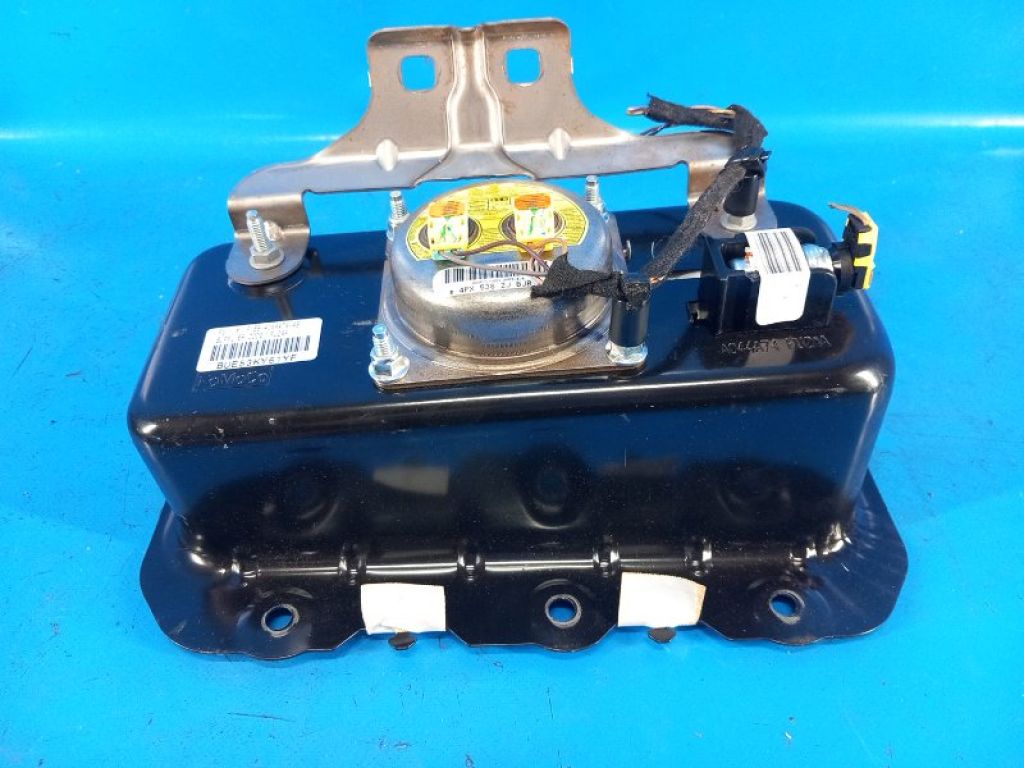 F1EZ-58044A74-A | Подушка безпеки пасажира FORD FOCUS 10-18 - Фото 4