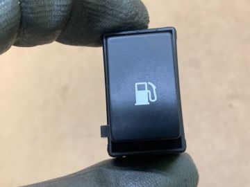 Кнопка открывания бензобака LEXUS RX350/450 09-15