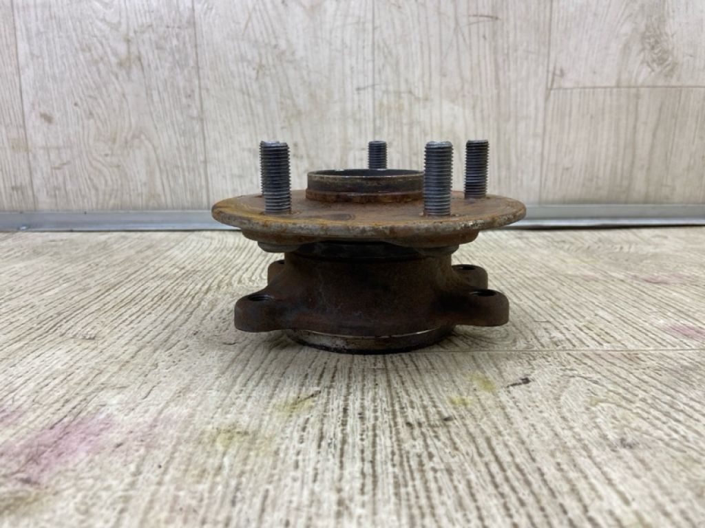 4355006010 | Маточина колеса передн. прав. TOYOTA CAMRY 70 17- - Фото 2