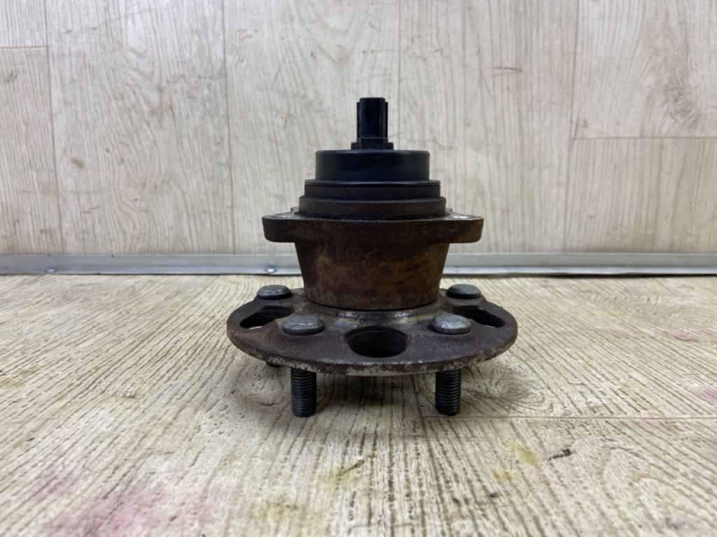 4245006090 | Ступица задн. лев. TOYOTA CAMRY 70 17- - Фото 2