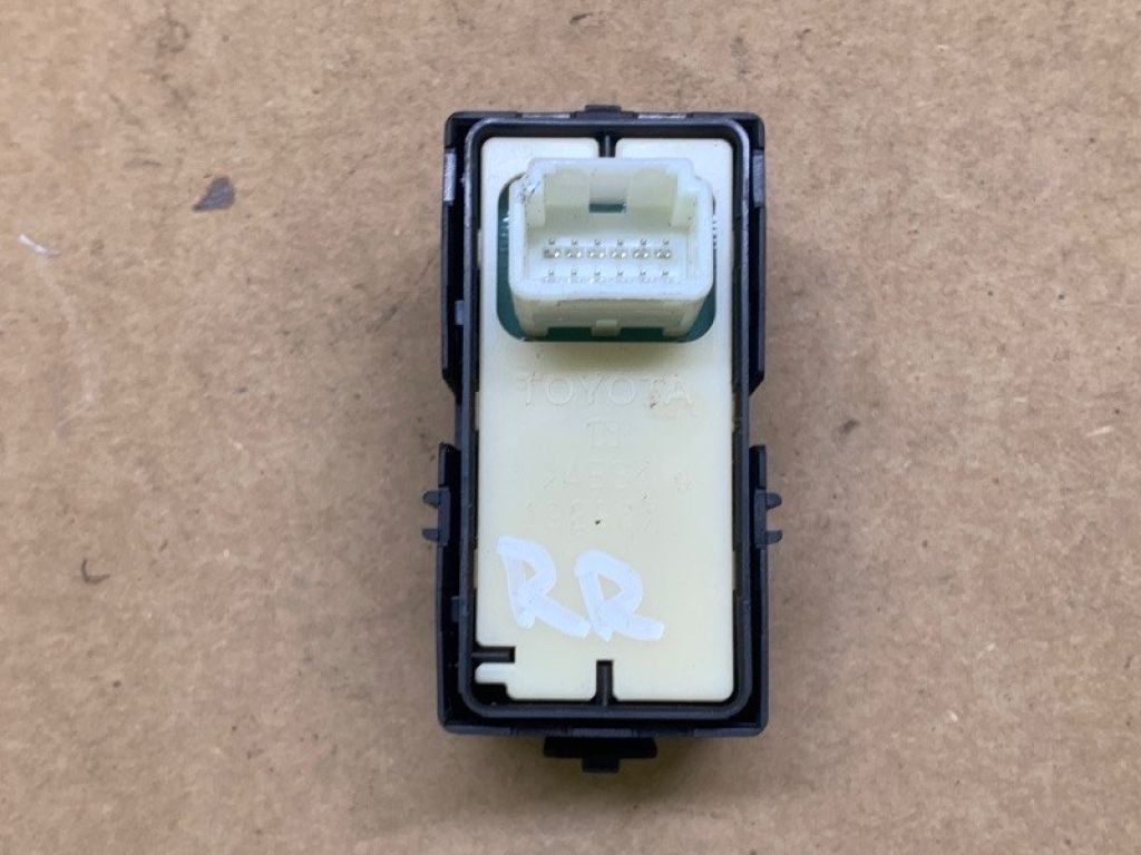 84810-0E020 | Кнопка стеклоподъемника задн. прав. LEXUS RX350/450 09-15 - Фото 3