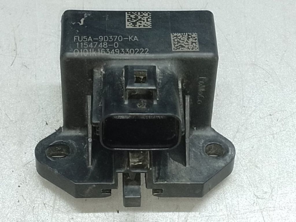 FU5Z-9D370-C | Блок керування паливним насосом FORD EDGE 15-