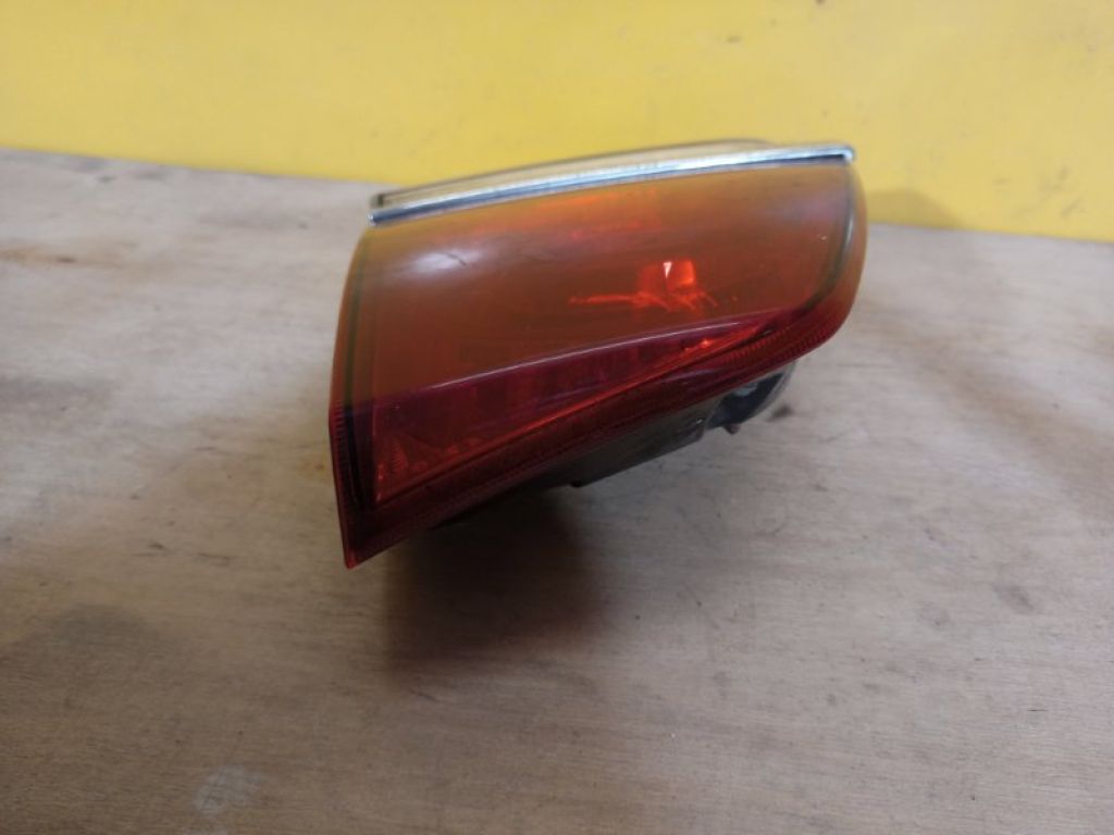 8158160180 | Фонарь внутренний прав. TOYOTA LAND CRUISER 200 08-21 - Фото 4