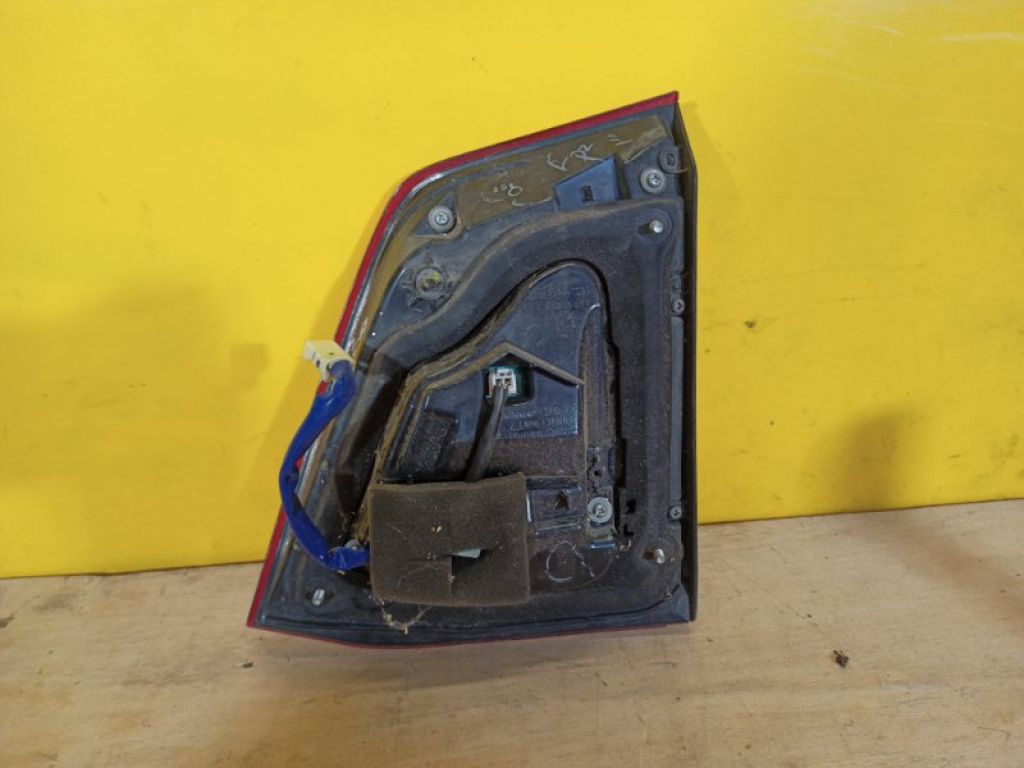 8159160210 | Фонарь внутренний лев. TOYOTA LAND CRUISER 200 08-21 - Фото 6