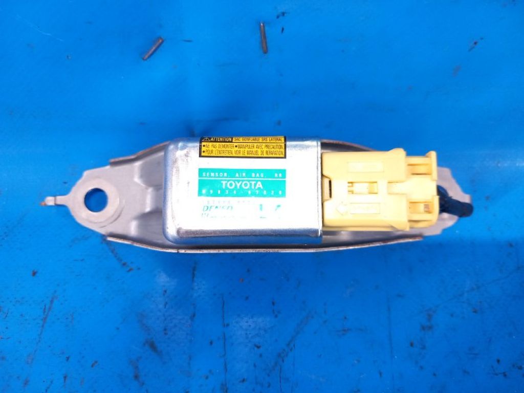 8983447020 | Датчик удару лів. TOYOTA PRIUS - 20 03-11