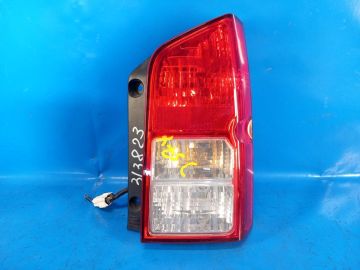 Фонарь наружный прав. NISSAN PATHFINDER R51 04-14