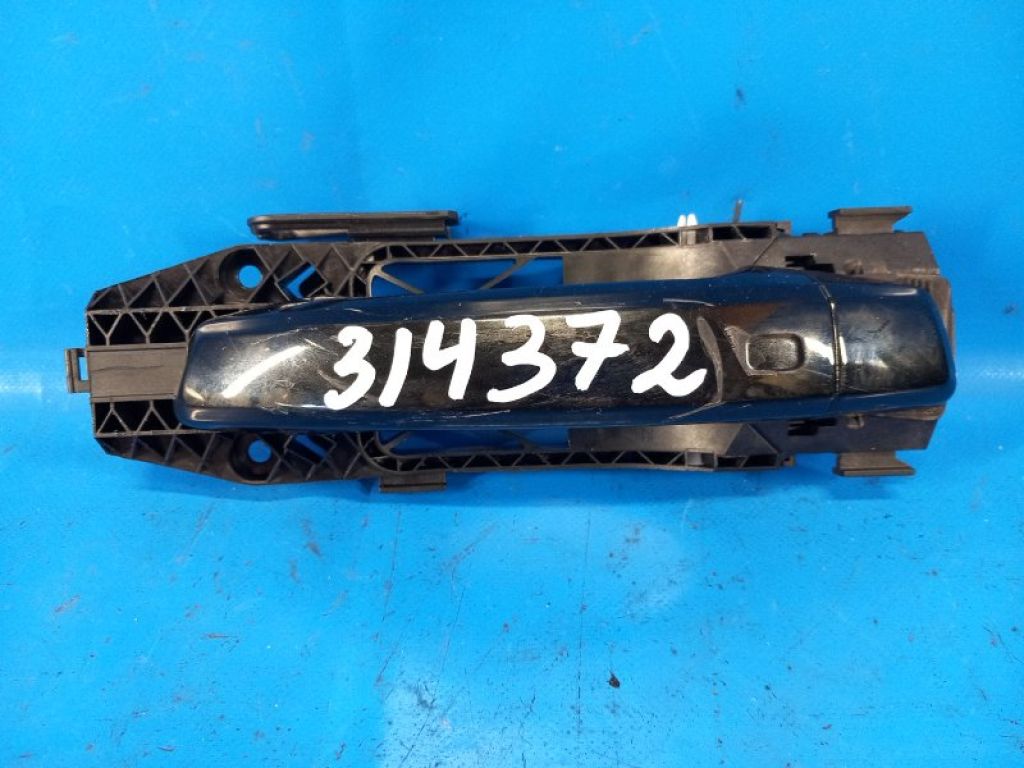 8V0837206AGRU | Ручка двери наружная задн. прав. AUDI A3 (8V) 12–17