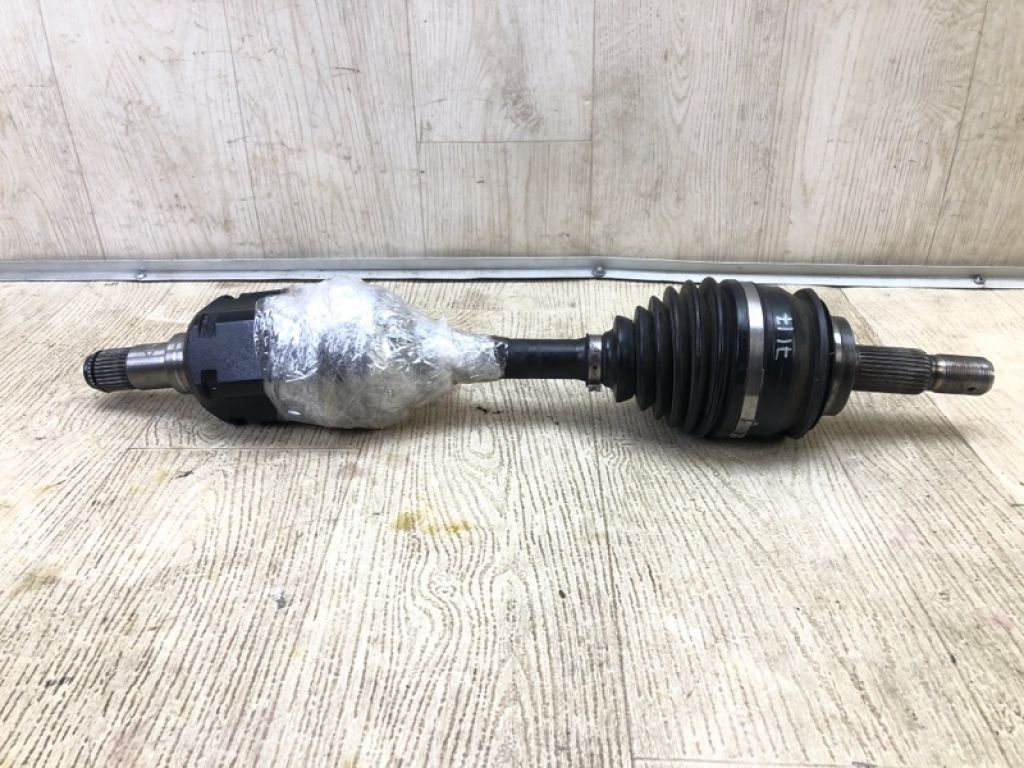 4343060060 | Привід передній LEXUS GX470 02-09