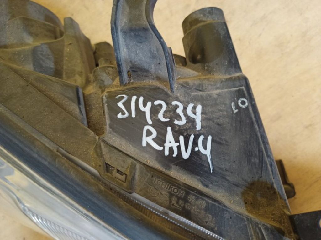 8113042430 | Фара прав. TOYOTA RAV4 05-12 - Фото 2