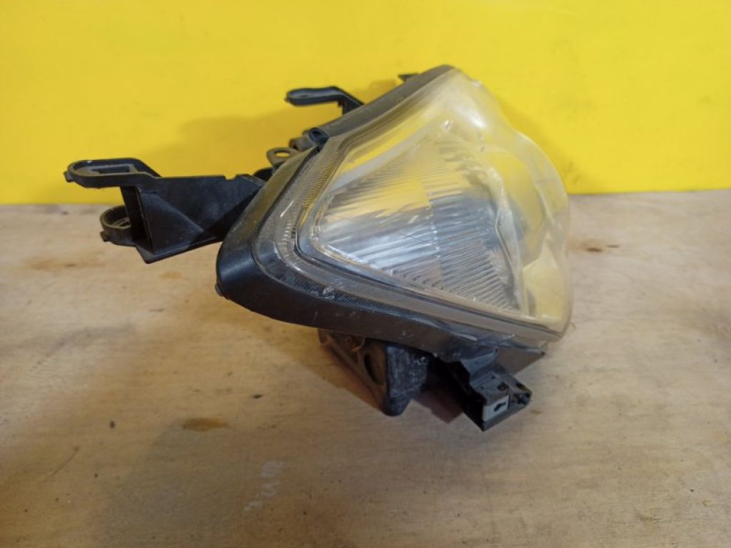 8113042430 | Фара прав. TOYOTA RAV4 05-12 - Фото 4