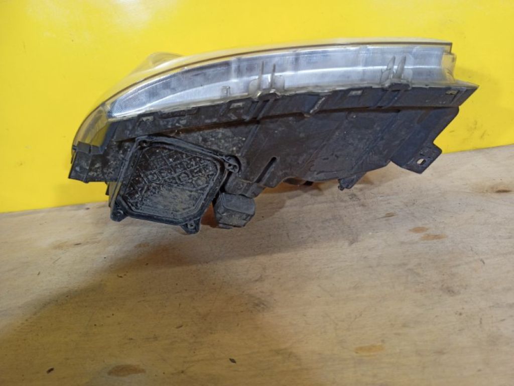 8113042430 | Фара прав. TOYOTA RAV4 05-12 - Фото 7