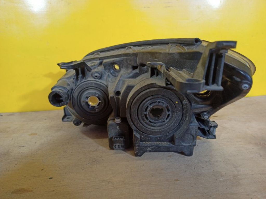 8113042430 | Фара прав. TOYOTA RAV4 05-12 - Фото 8