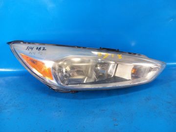 Фара прав. FORD FOCUS 10-18