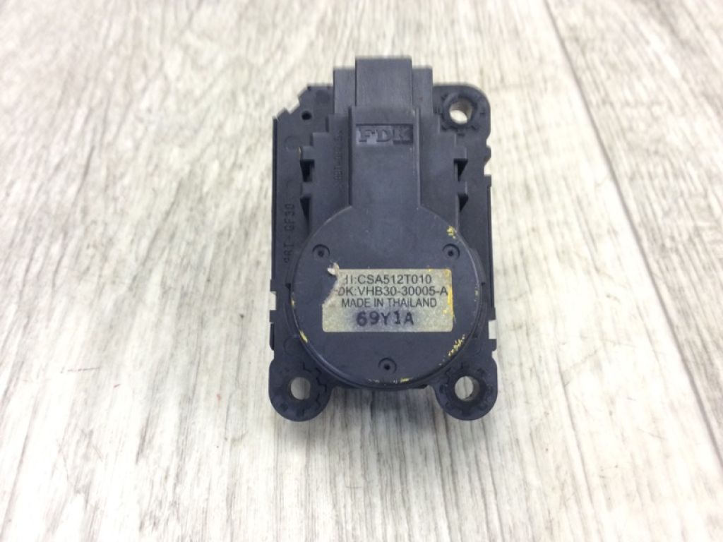 7820A080 | Моторчик заслонки печки MITSUBISHI OUTLANDER XL 05-13