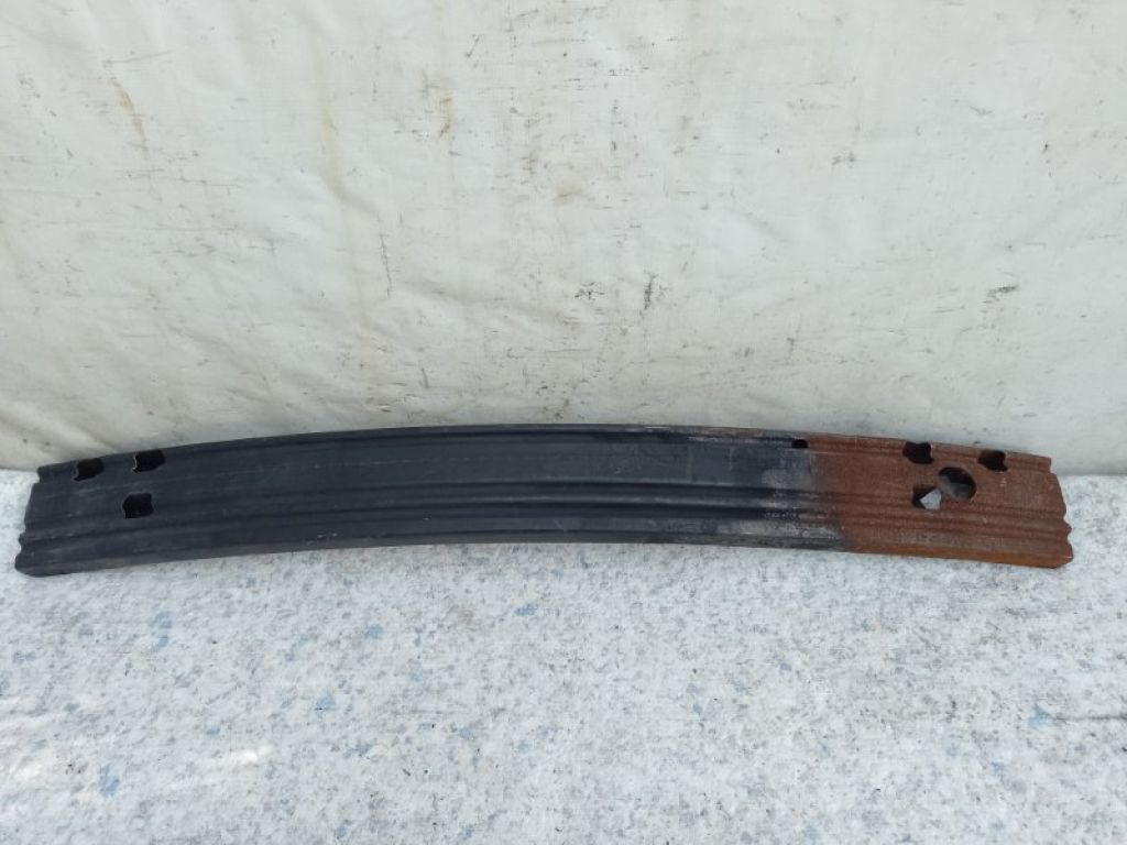 F2032-3YUMH | Підсилювач переднього бампера NISSAN SENTRA B17 12-21