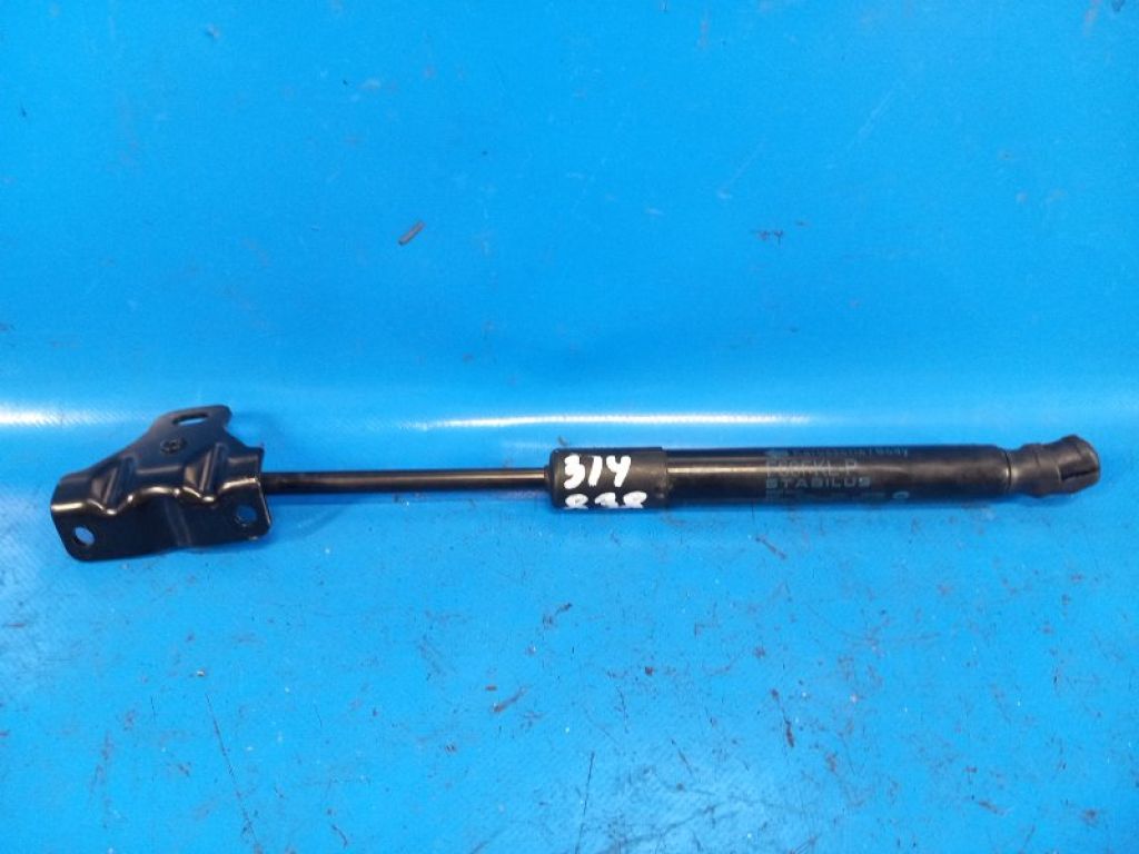 51 23 7 300 567 | Амортизатор капота MINI COOPER (F56) 14-18