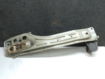 Балка двигателя продольная TOYOTA MATRIX 02-08