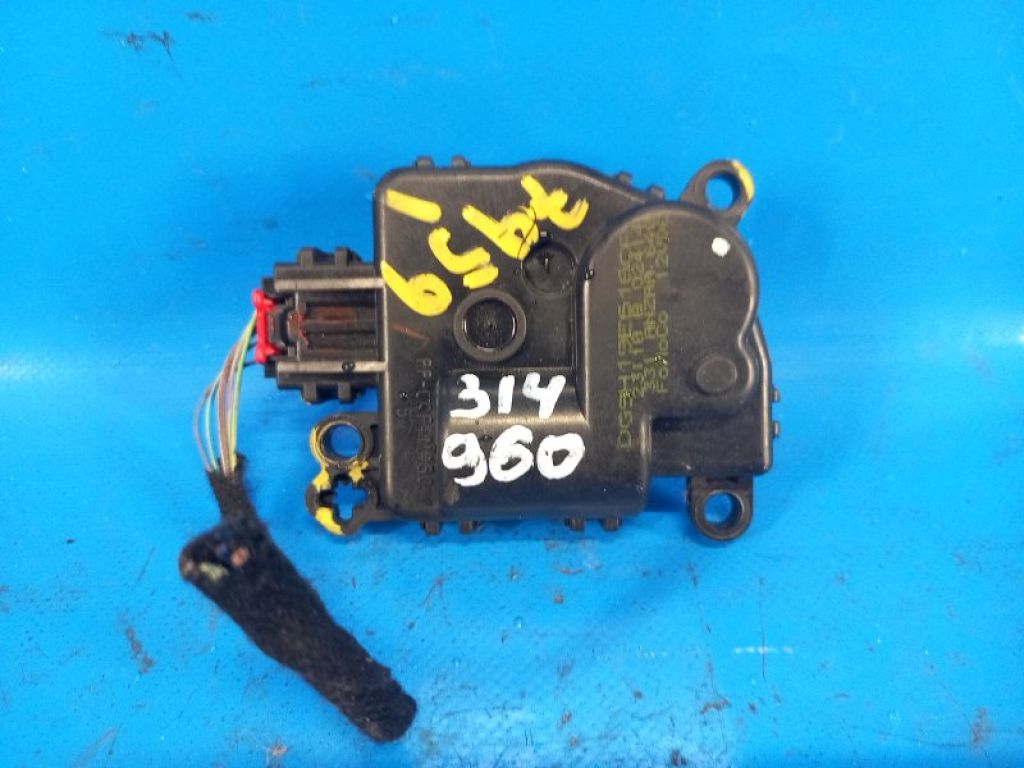 DG9H19E616CF | Моторчик заслінки пічки FORD FUSION 14-