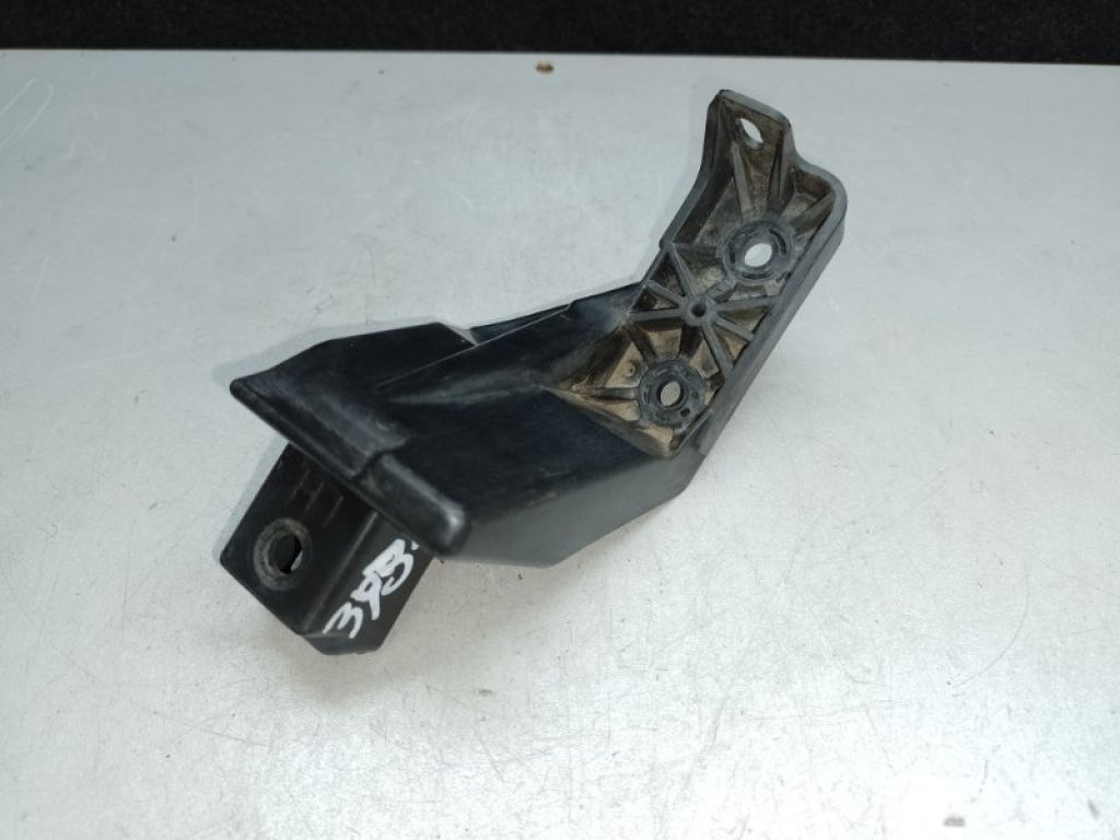 6400C453 | Кронштейн переднего бампера лев. MITSUBISHI OUTLANDER XL 05-13