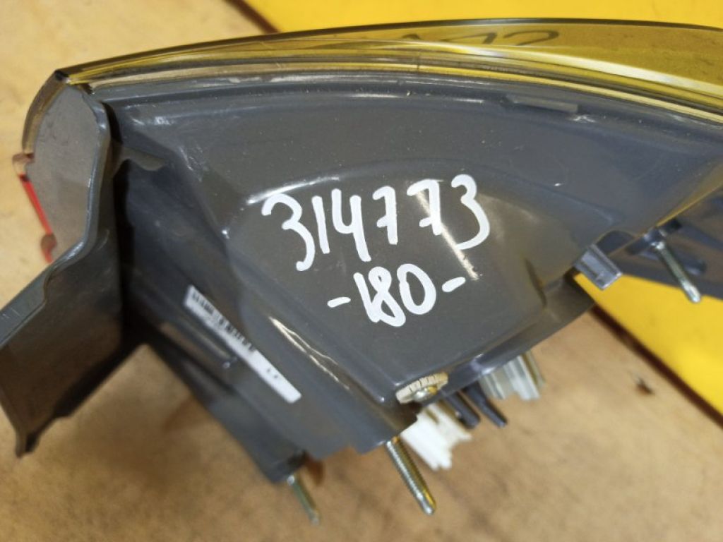81560-02A80 | Ліхтар зовнішній лів. TOYOTA COROLLA 12-19 E180 - Фото 2