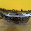 811100R440 | Фара прав. TOYOTA RAV4 18-