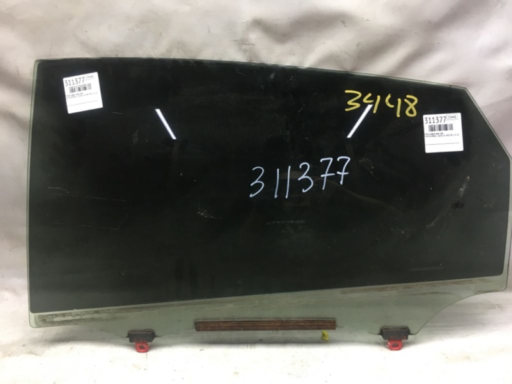 68104-47041 | Скло дверей задн. лів. TOYOTA PRIUS - 20 03-11