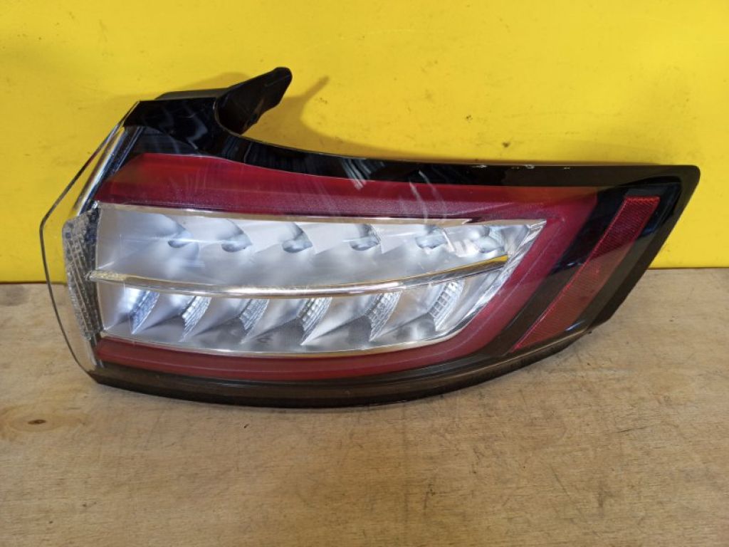 HT4B13404DD | Фонарь наружный прав. FORD EDGE 15-