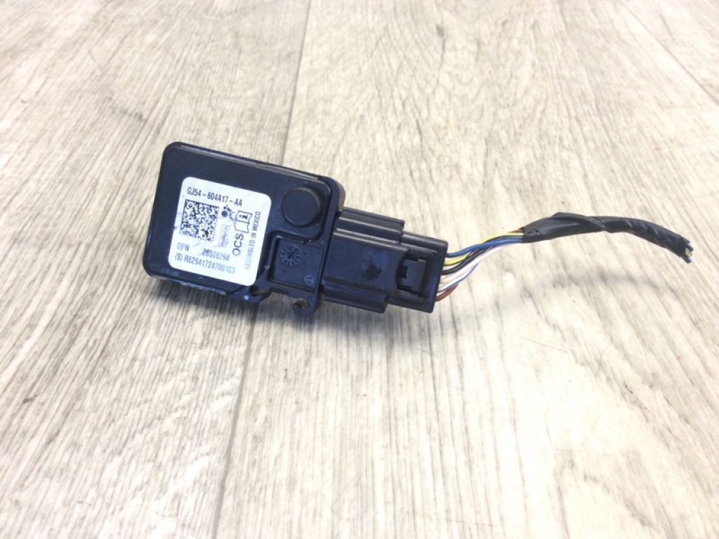 CU5Z-96613A68-A | Датчик FORD ESCAPE 12-19 - Фото 2
