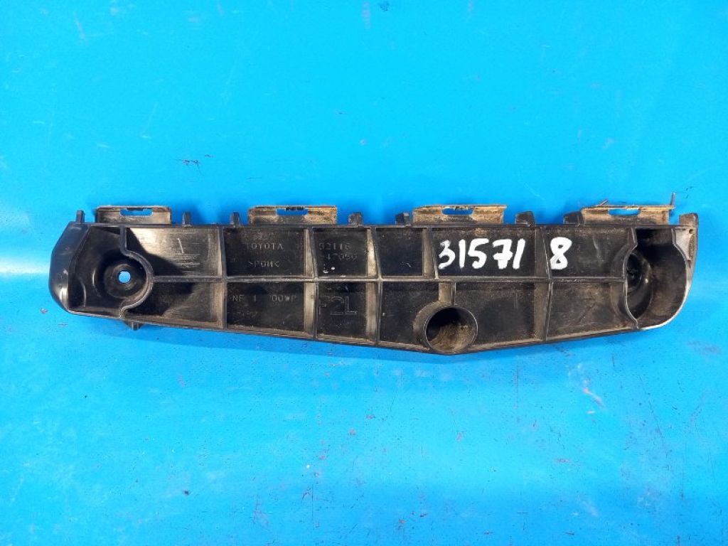 52511647050 | Кронштейн переднього бампера лів. TOYOTA PRIUS 16-