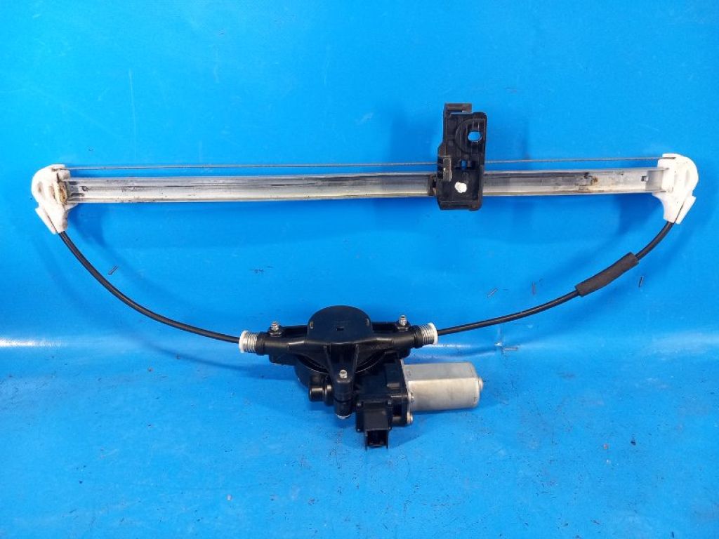 BBM4-58-590B | Склопідйомник передн. прав. MAZDA 3 BL 09-13