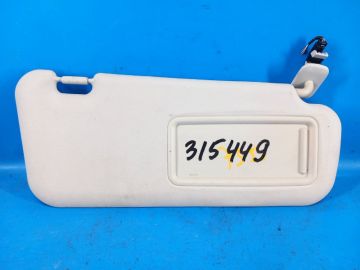 Козырек солнцезащитный прав. MAZDA 3 BL 09-13