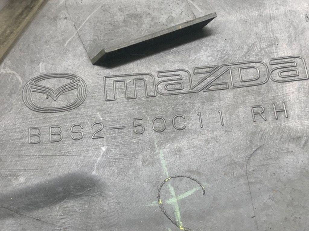 BBS2-50-C11C | Накладка протитуманної фари передн. прав. MAZDA 3 BL 09-13 - Фото 3