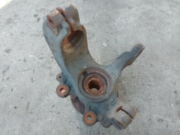 Кулак поворотный передн. прав. MAZDA 3 BL 09-13
