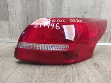 Ліхтар зовнішній задн. прав. FORD FOCUS 10-18