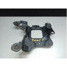 Полка аккумулятора MAZDA 3 BL 09-13