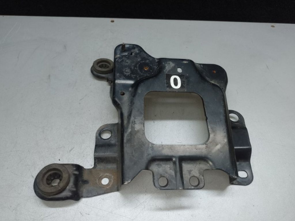 C270-56-03YA | Полка аккумулятора MAZDA 3 BL 09-13 - Фото 2