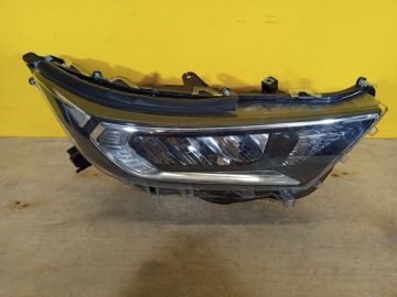 Фара прав. TOYOTA RAV4 18-
