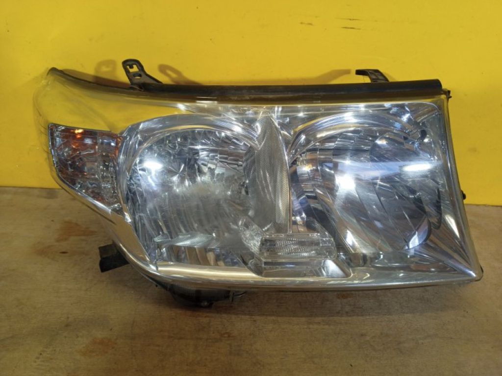 8113060C80 | Фара прав. TOYOTA LAND CRUISER 200 08-21