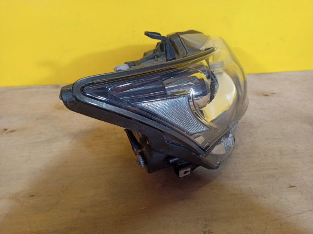 8114576071 | Фара прав. LEXUS CT200 11-17 - Фото 4