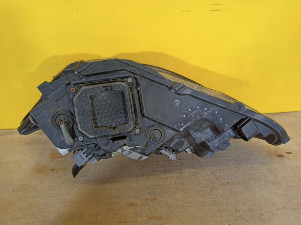 8114576071 | Фара прав. LEXUS CT200 11-17 - Фото 8