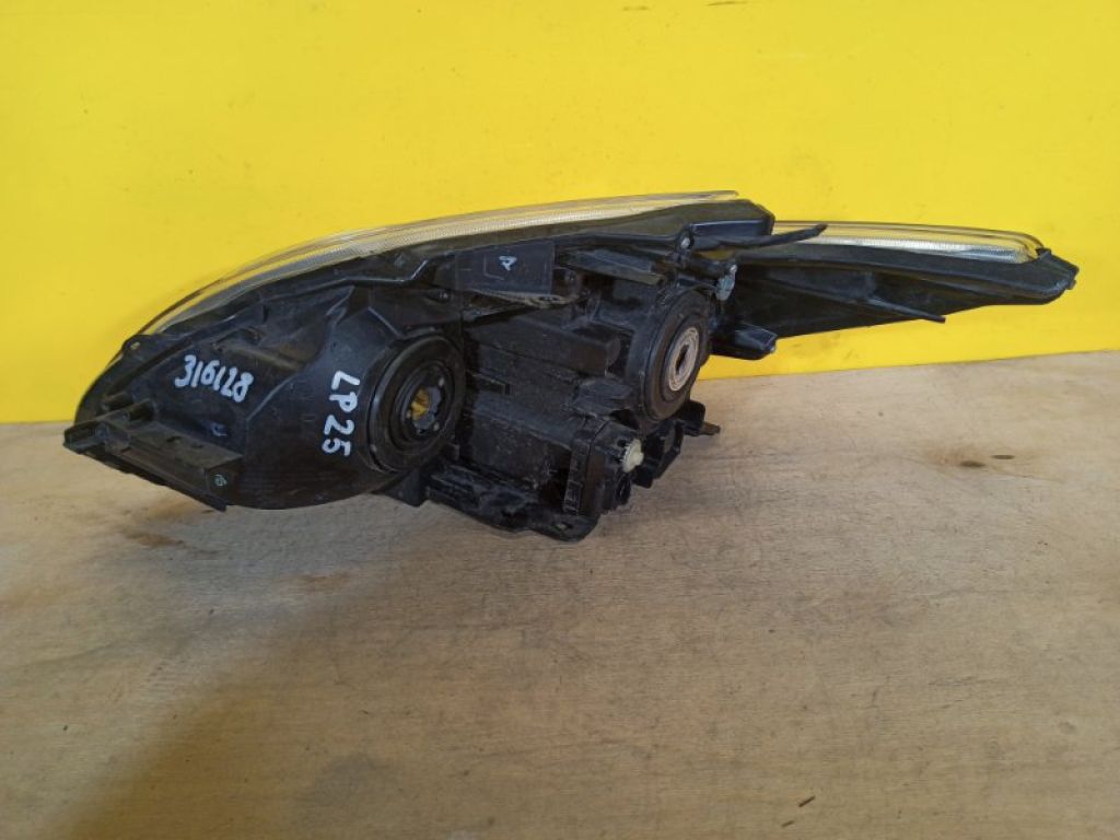 81130-47250 | Фара прав. TOYOTA PRIUS - 30 09-17 - Фото 4