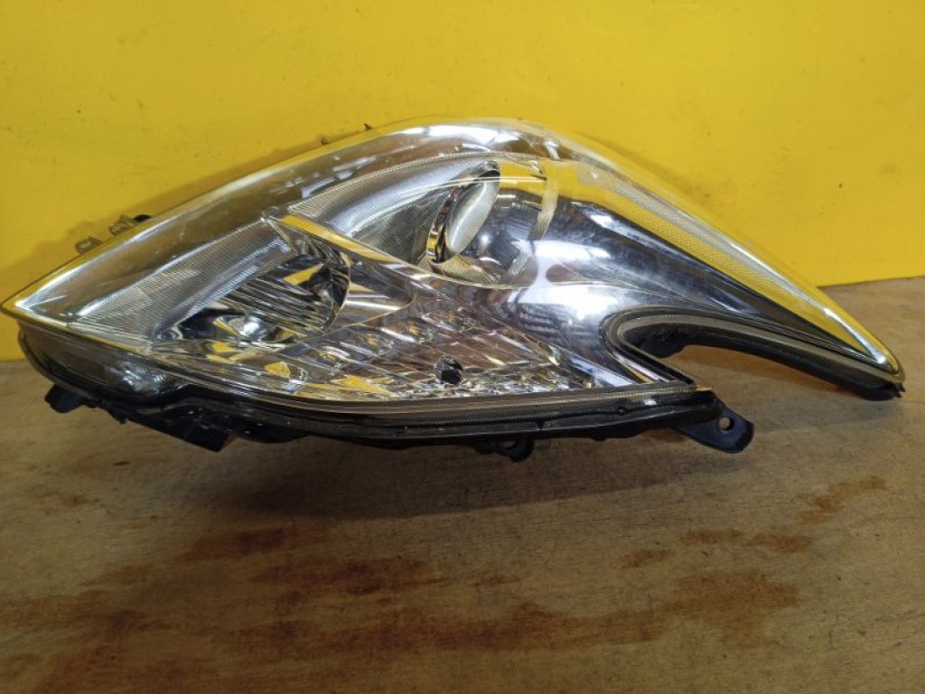 81130-47250 | Фара прав. TOYOTA PRIUS - 30 09-17 - Фото 9