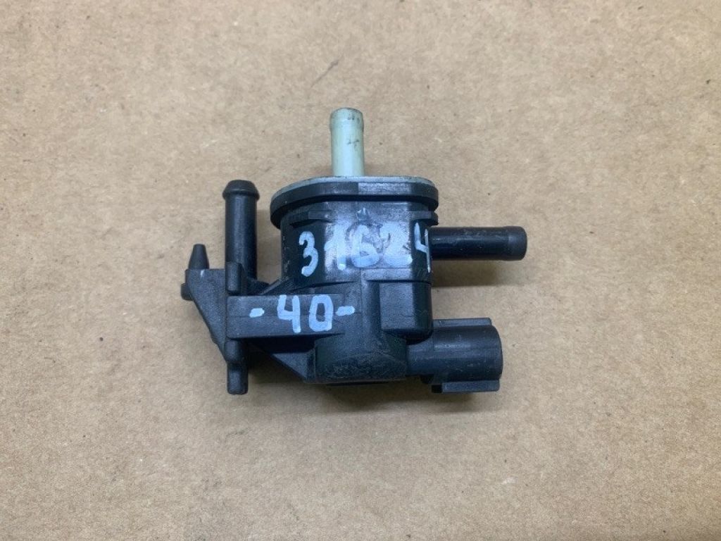 25860-0H080 | Клапан электромагнитный (вакуумный) TOYOTA CAMRY 40 06-11
