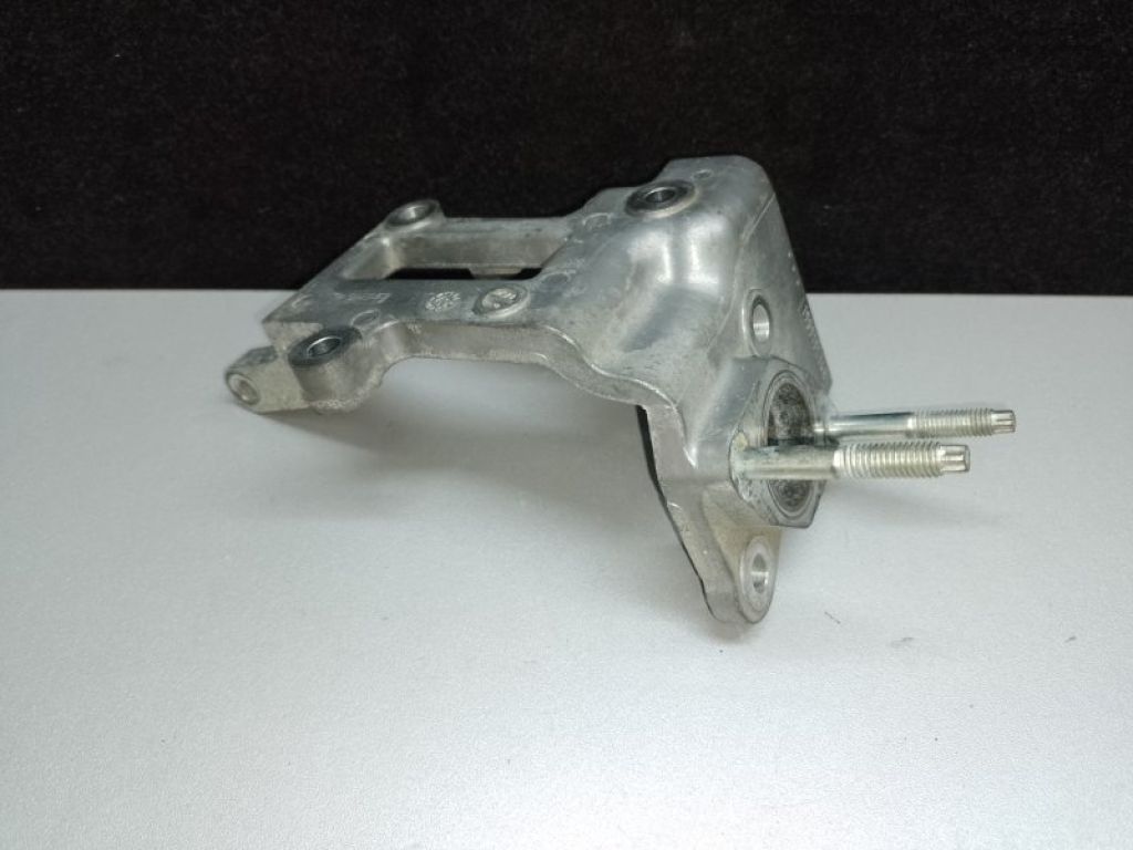 14717-6CA1A | Крепление клапана EGR NISSAN ALTIMA 19-