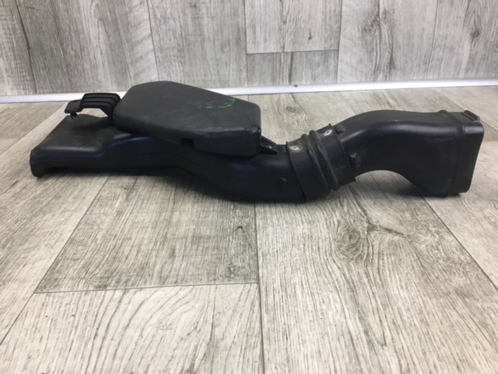 1505A090 | Повітрозабірник MITSUBISHI OUTLANDER XL 05-13 - Фото 2